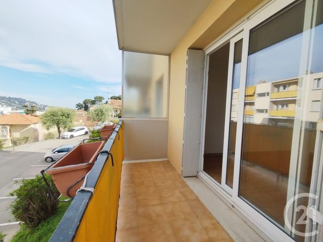 Appartement F3 à vendre - 3 pièces - 58.39 m2 - LE CANNET - 06 - PROVENCE-ALPES-COTE-D-AZUR - Century 21 Les Clés Du Sud